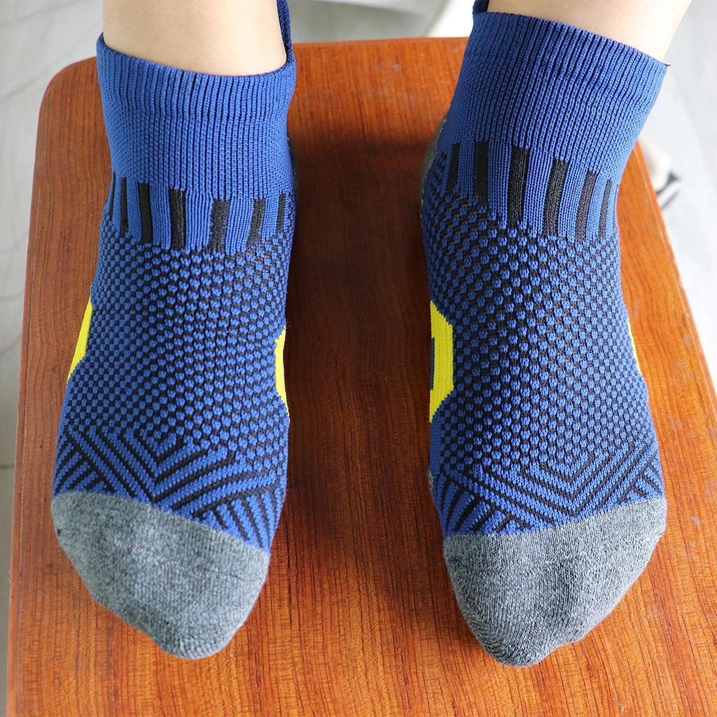 3/9 Pairs Non-Slip Sports Socks for Men & Women Thickened Towel Bottom Professional Running Fitness Training Basketball Socks